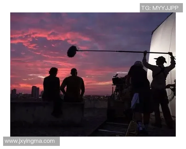 李安:从东方影坛到好莱坞的文化桥梁与艺术探索之路 李安:从东方影坛到好莱坞的文化桥梁与艺术探索之路