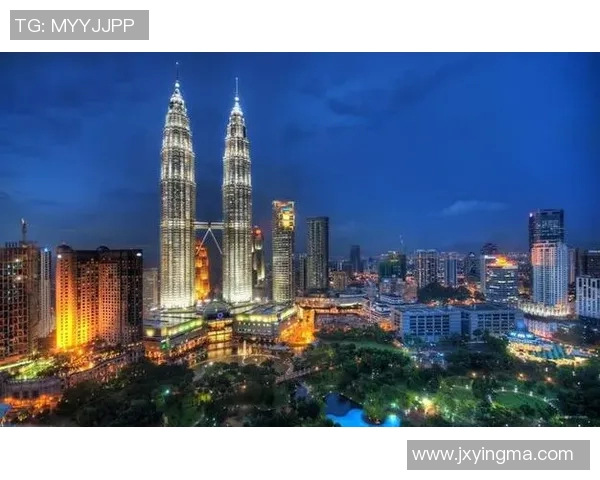 越南与马来西亚精彩对决集锦回顾赛场瞬间引人入胜 越南与马来西亚精彩对决集锦回顾赛场瞬间引人入胜